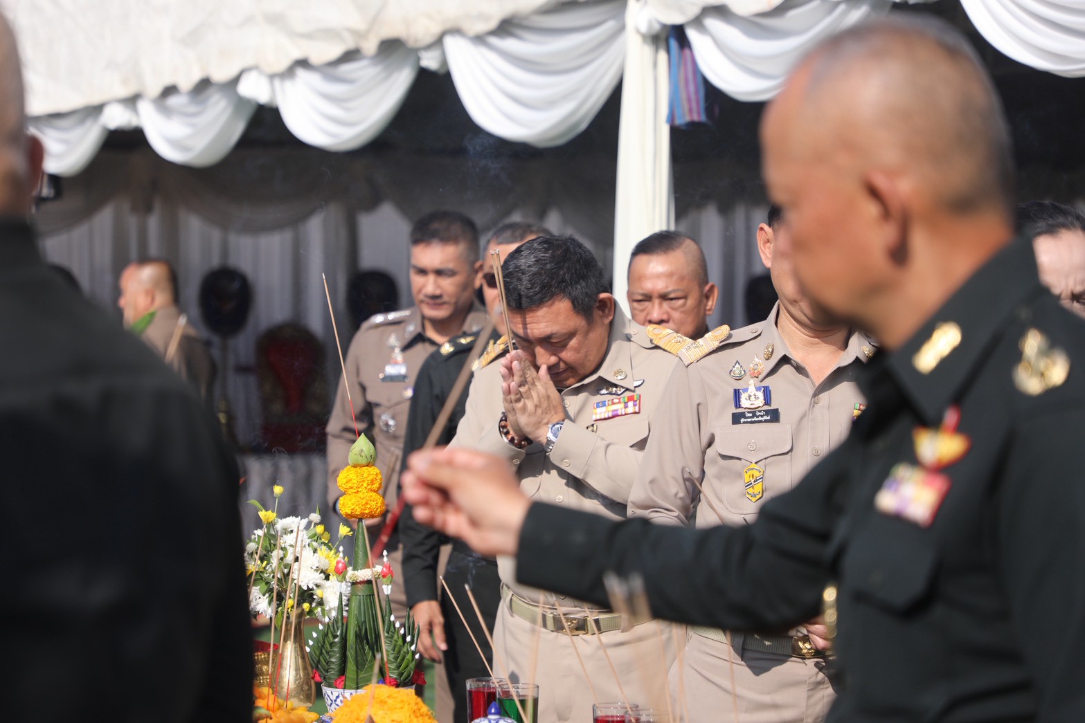 title - ส.ป.ก. เข้าร่วมพิธีเปิดสำนักงานฯ พร้อมมอบเอกสารสิทธิ์ การใช้ประโยชน์ที่ดิน (ส.ป.ก.) และประชุมการติดตามการดำเนินงานตามแผนปฏิบัติการพัฒนาพื้นที่สถานีวิจัยการเกษตรและพัฒนาโครงการหลวงโนนดินแดง ณ จังหวัดบุรีรัมย์